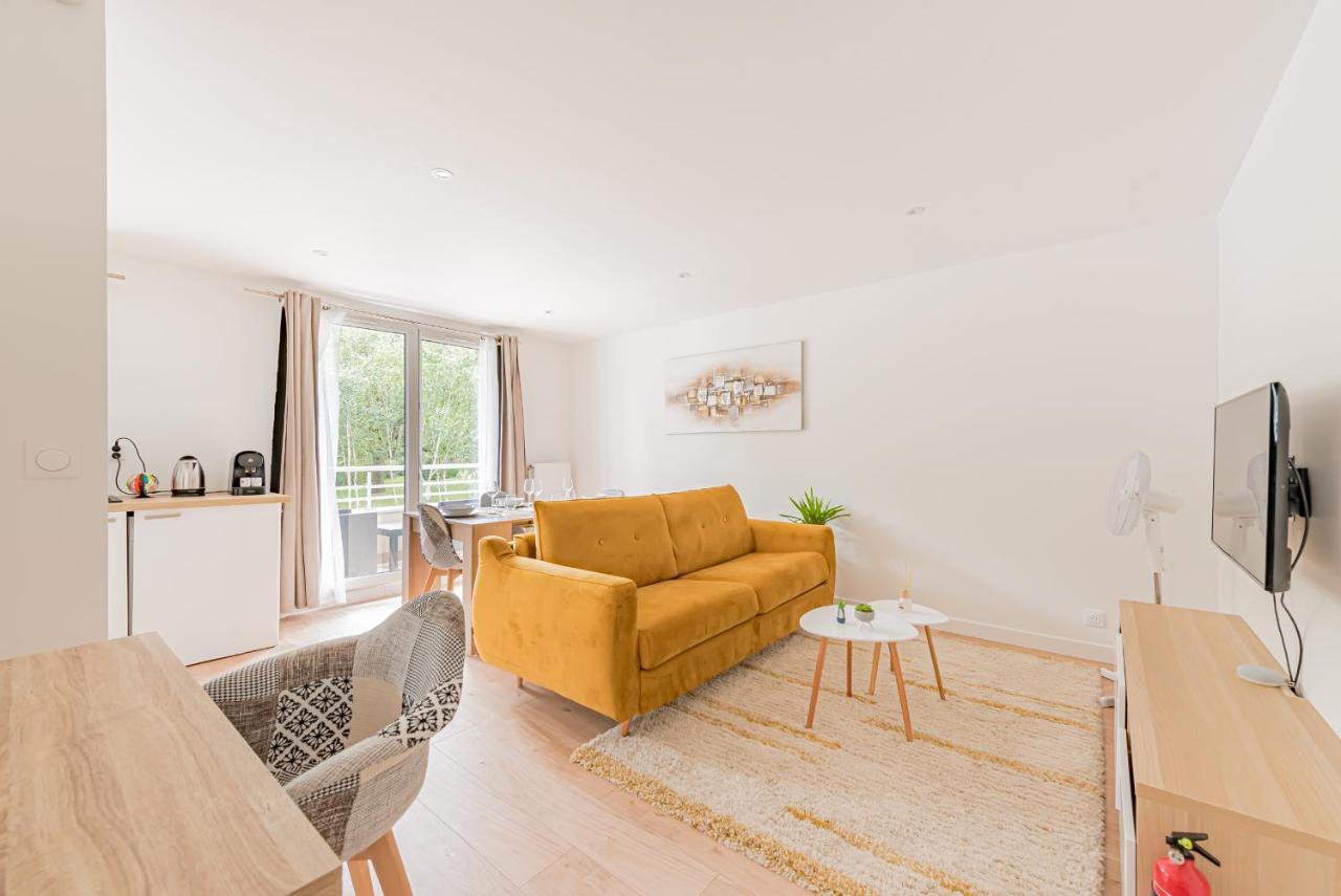 Le Petit Cozy Home - Mayvenn Saint-Thibault-des-Vignes Eksteriør billede